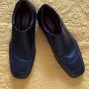Johnston & Murphy Black Leather Slip On Shoes, Size 8
